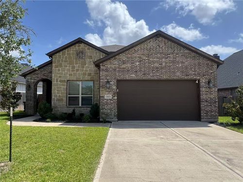 3903 Eskew Dr, College Station, TX, 77845-2121 | Card Image
