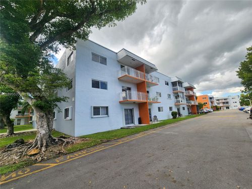 303-c-11309 Sw 200th St, Miami, FL, 33157-8434 | Card Image