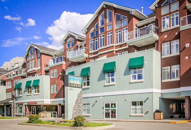 204 - 1151 Sidney Street, Home with 2 bedrooms, 2 bathrooms and 1 parking in Canmore AB | Image 1