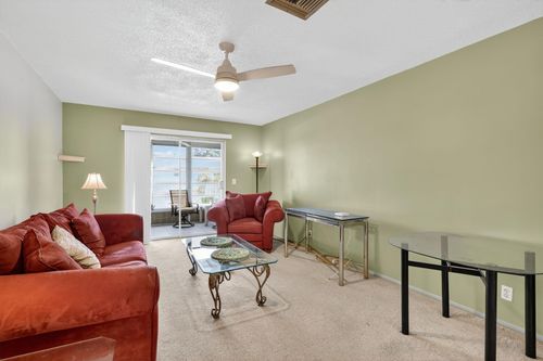205-2152 Ne 1st Way, Boynton Beach, FL, 33435-2914 | Card Image