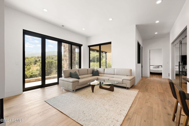 1319 W Skyridge Dr, Home with 7 bedrooms, 9 bathrooms and null parking in Mayflower Mnt UT | Image 55