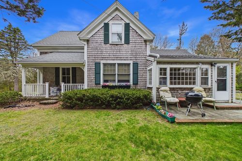 243 Old County Rd, East Sandwich, MA, 02537-1535 | Card Image