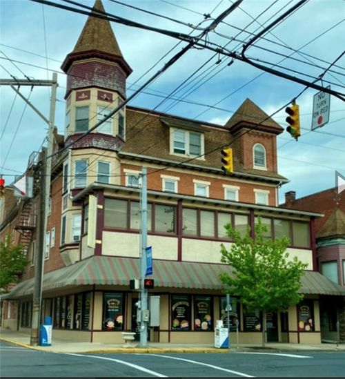 208-4 Belvidere Street, Nazareth Boro, PA, 18064 | Card Image