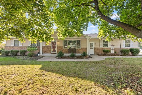 3 Poplar Rd, Yorkville, IL, 60560-9533 | Card Image