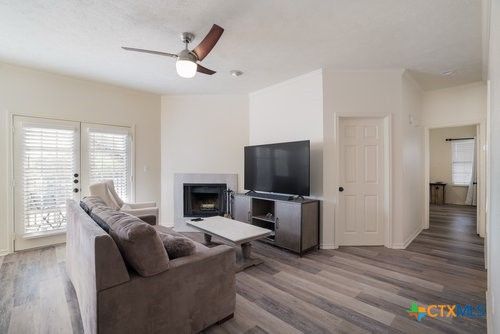 apt-b1-1005 N Lbj Dr, San Marcos, TX, 78666-3598 | Card Image