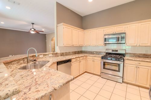 6014 Brenhaven Road, Arlington, TX, 76017 | Card Image