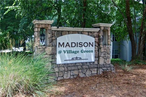 504 Madison Ct Se, Smyrna, GA, 30080-3599 | Card Image