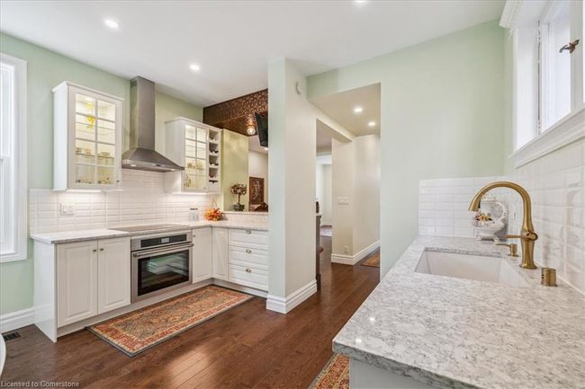 81 Erie Ave, House other with 3 bedrooms, 4 bathrooms and 2 parking in Hamilton ON | Image 5
