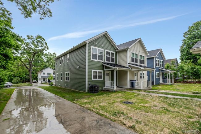 Another view showing the back yard | Image 25