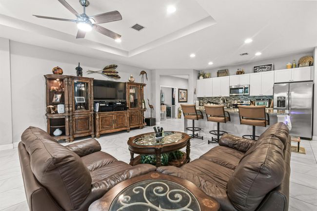 1277 Leonardo Cir, House other with 3 bedrooms, 2 bathrooms and null parking in Port Saint Lucie FL | Image 11