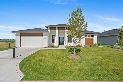 8369 W Waterway Ct, Maize, KS, 67101-8903 | Card Image