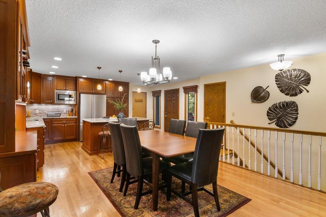Large dining space | Image 6