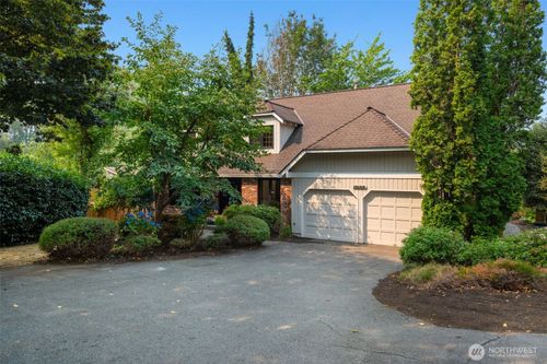 15155 Ne 6th St, Bellevue, WA, 98007-5012 | Card Image