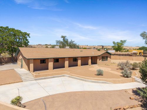 8 Calle Blanca, Corrales, NM, 87048-7803 | Card Image