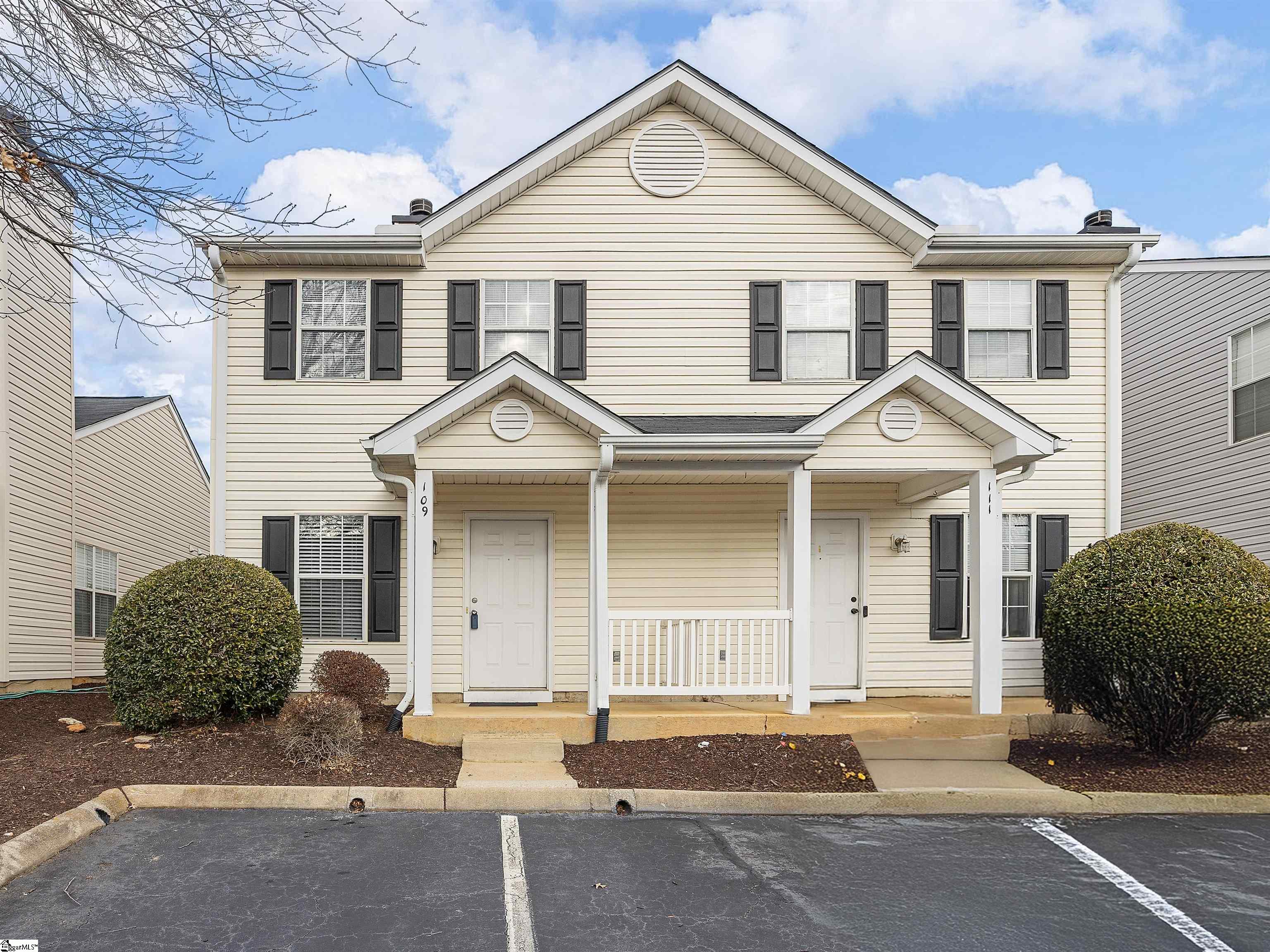 Residential in Greer