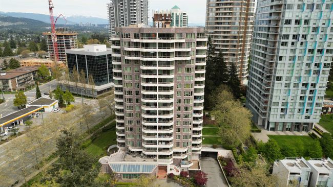 1103 - 5790 Patterson Avenue, Condo with 2 bedrooms, 2 bathrooms and 1 parking in Burnaby BC | Image 1