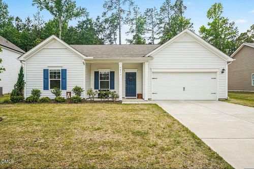 5077 Pioneer Dr, Sanford, NC, 27330-9748 | Card Image