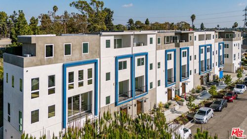 5847 David Ave, Los Angeles, CA, 90034-2207 | Card Image
