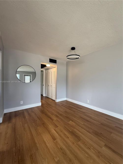 21-21 Windsor B, West Palm Beach, FL, 33417-2405 | Card Image