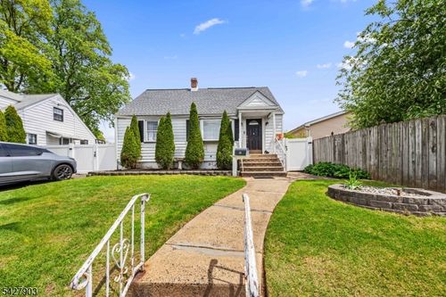 10 Hillcrest Ter, Linden, NJ, 07036-3620 | Card Image