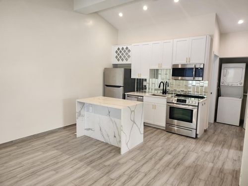 1-315 Sw 7th St, Fort Lauderdale, FL, 33315-3886 | Card Image