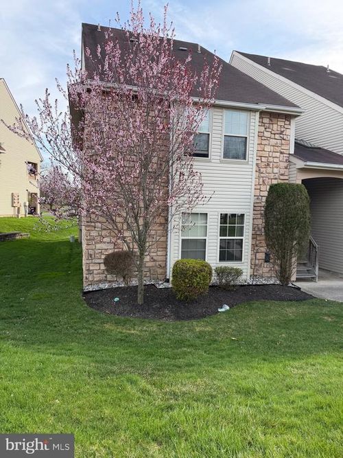 154 Tavistock, CHERRY HILL, NJ, 08034-4006 | Card Image
