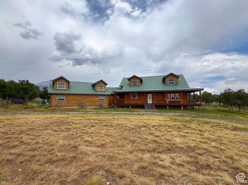 16 N Porcupine Ln, La Sal, UT, 84530 | Card Image