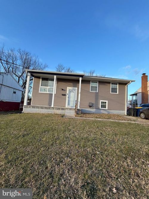 7908 Cawker Avenue, LANHAM, MD, 20706 | Card Image