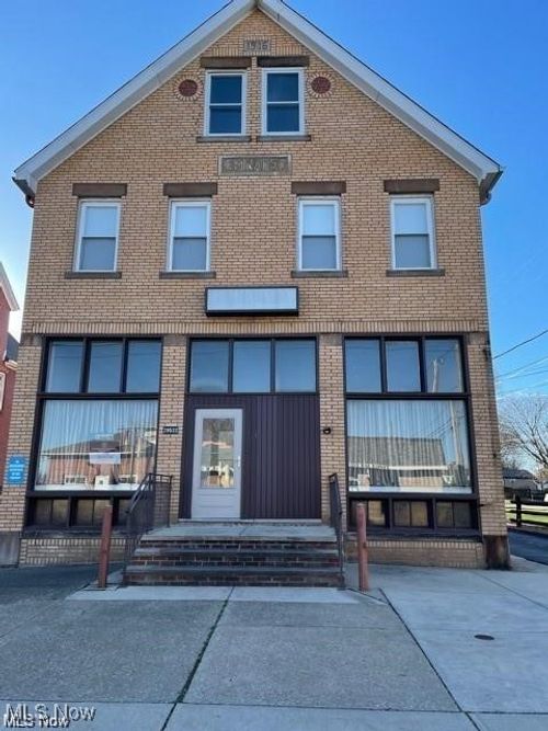 apt-2-29522 Euclid Ave, Wickliffe, OH, 44092-1968 | Card Image