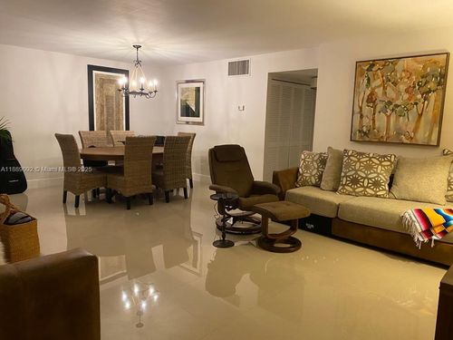 apt-204-8301 Sw 157th Ave, Miami, FL, 33193-1288 | Card Image