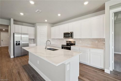 44392 Frontier Dr, Punta Gorda, FL, 33982-6147 | Card Image