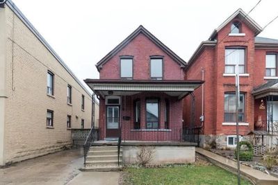 283 Emerald St N, House other with 3 bedrooms, 3 bathrooms and 1 parking in Hamilton ON | Image 1