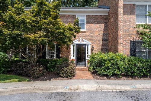 20-4545 Wieuca Rd Ne, Atlanta, GA, 30342-3346 | Card Image