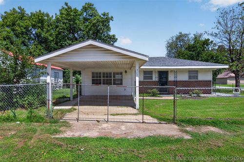 202 N Talihina St, Salina, OK, 74365-2604 | Card Image