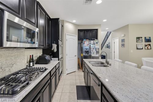 10615 College Hill Ave, Las Vegas, NV, 89166-6556 | Card Image