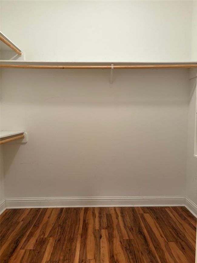 Walk In Closet 3 | Image 16