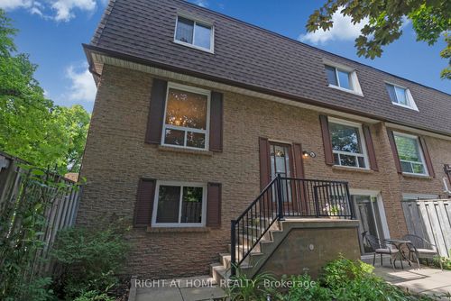 86-321 Blackthorn St, Oshawa, ON, L1K1L3 | Card Image