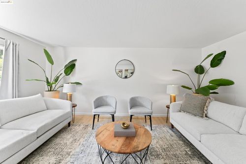 2305 Marlin Ct, Pinole, CA, 94564-1044 | Card Image