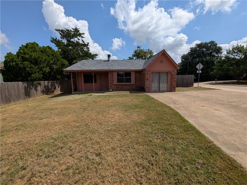 2901 Minnesota Ave, Bryan, TX, 77803-1009 | Card Image