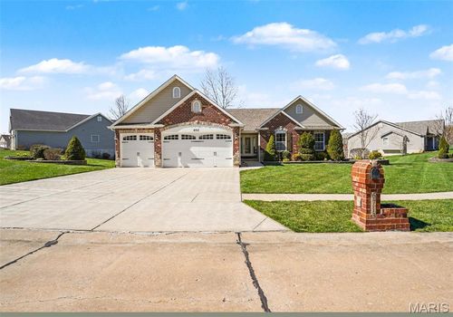 6713 Silverstone Ct, Byrnes Mill, MO, 63051-1287 | Card Image