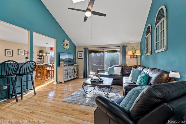 Great Room | Image 12