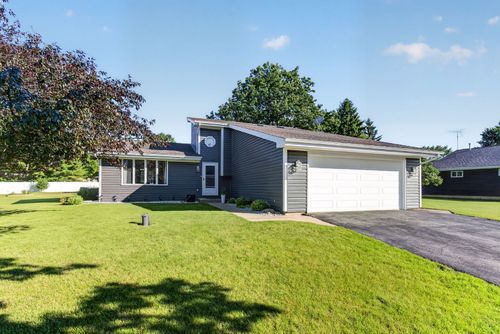 23020 S Michael Dr, Channahon, IL, 60410-3108 | Card Image