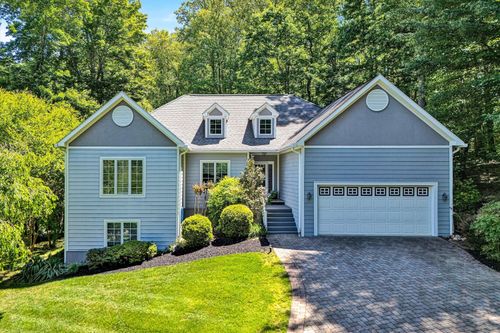 100 Waterside Dr, Moneta, VA, 24121-2205 | Card Image