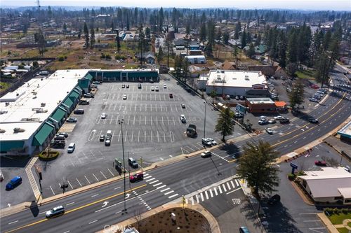 ste-t-6848 Skyway, Paradise, CA, 95969-3936 | Card Image