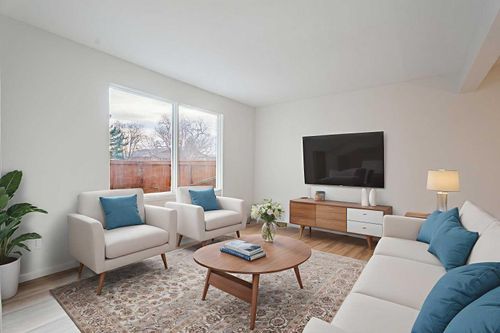 {{alt}} | Card Image