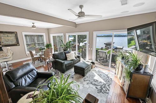 616 Kopmeier Drive, Pewaukee, WI, 53072 | Card Image