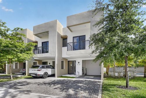 4101 N Oak Pl, Dania Beach, FL, 33314 | Card Image