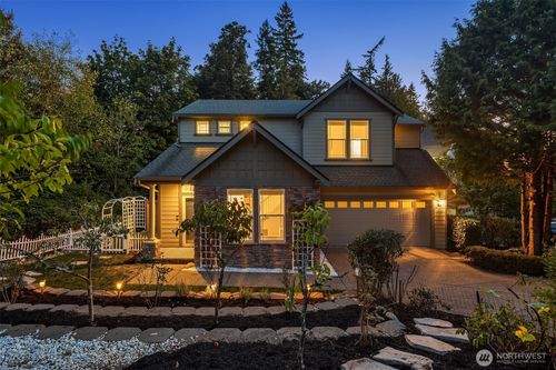 16255 Se 66th St, Bellevue, WA, 98006-5654 | Card Image