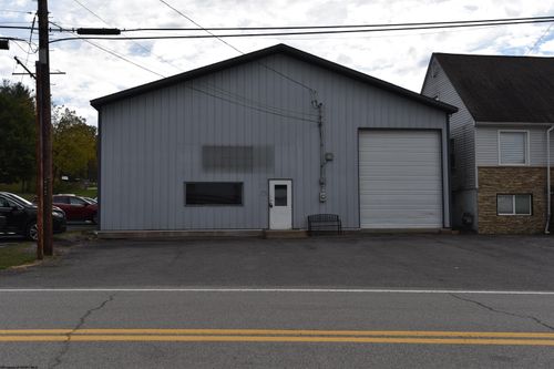 543 E Main St, Bridgeport, WV, 26330-1862 | Card Image