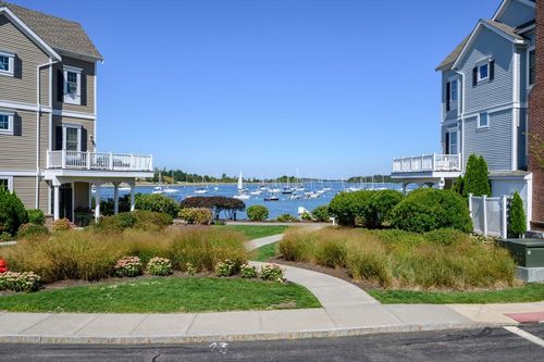 160-160 Hingham Plz, Hingham, MA, 02043 | Card Image